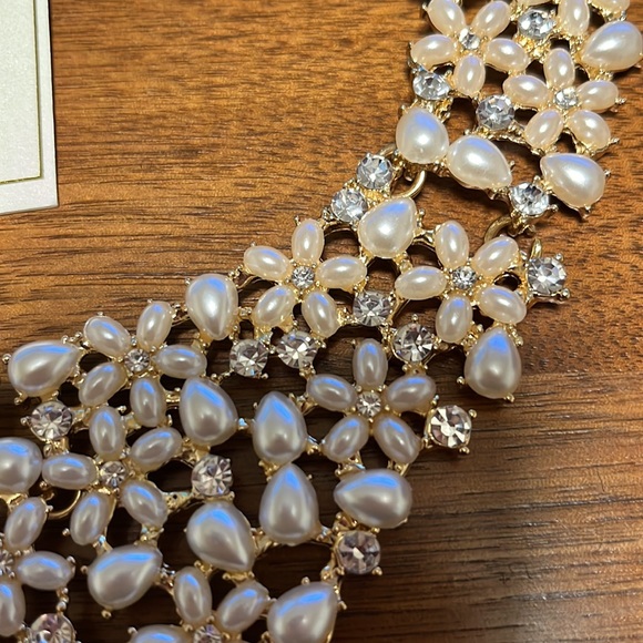 Eye Candy statement necklace Pearl 🌸 NWT - Picture 4 of 6